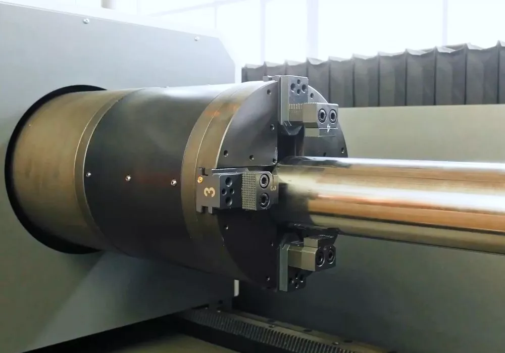 FL-12000R-10000-D350-IPG Лазерная установка для резки металлических труб круглого и профильного сечения